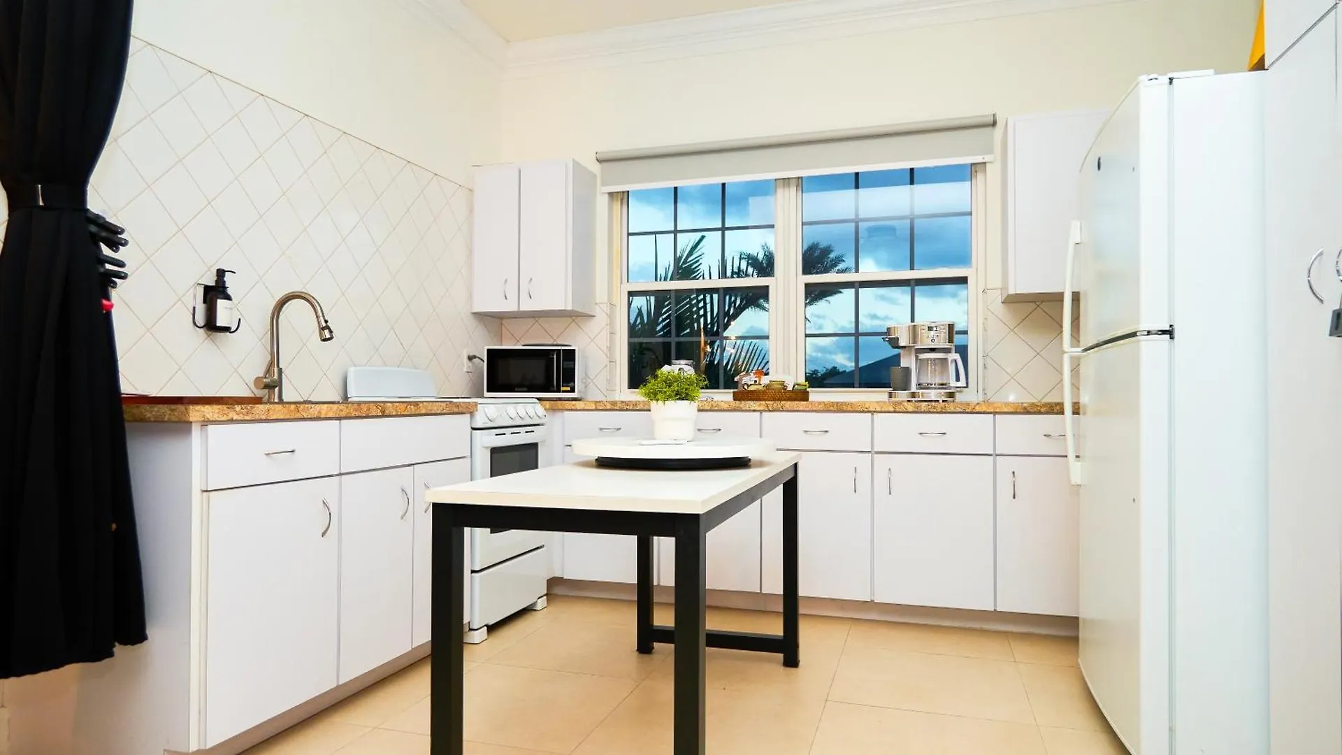 Studio Suite For Creators Nassau Daire