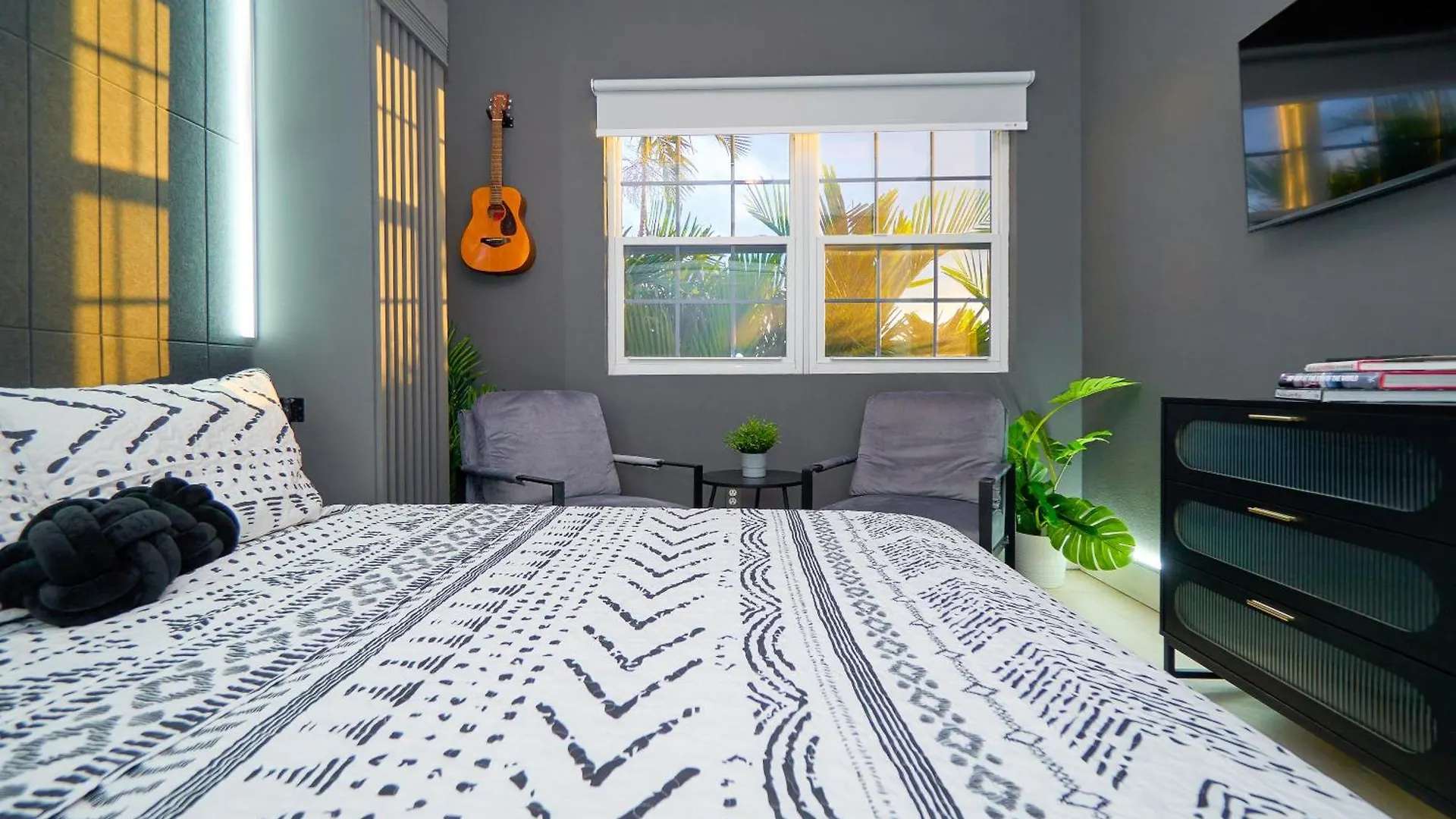 Studio Suite For Creators Nassau